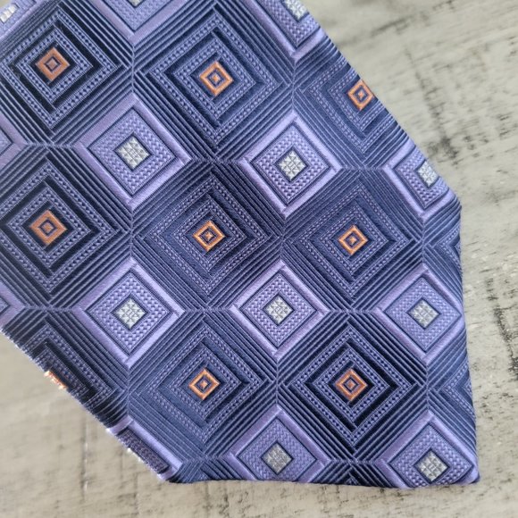 Robert Talbott Lavender Navy and Gray Geometric Print Silk Tie 56.… - Picture 4 of 9